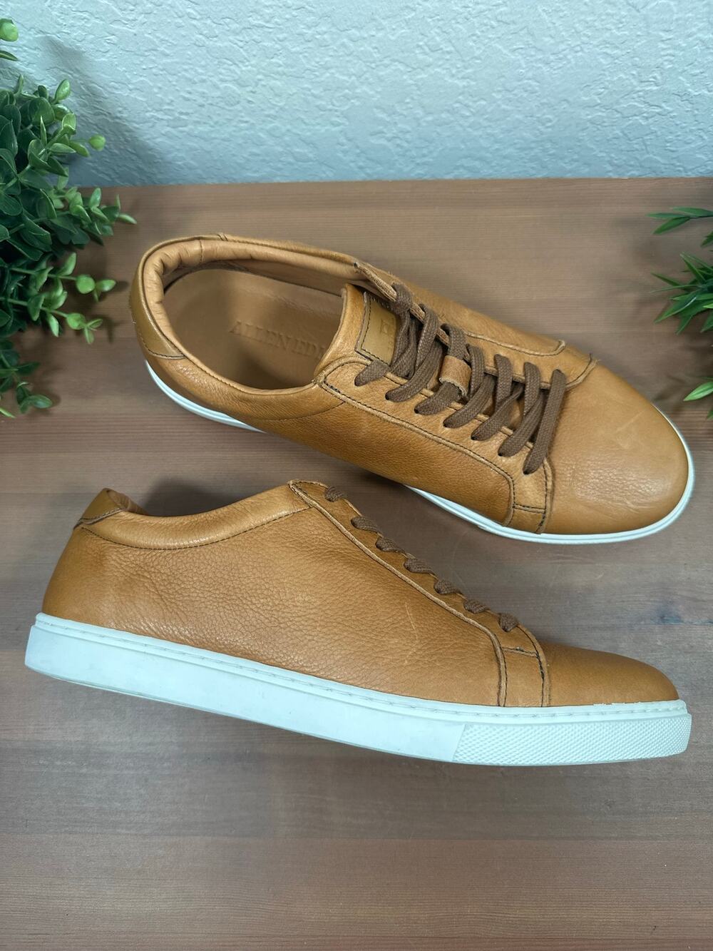 Allen Edmonds Men's Courtside Leather Sneakers Size 9.5